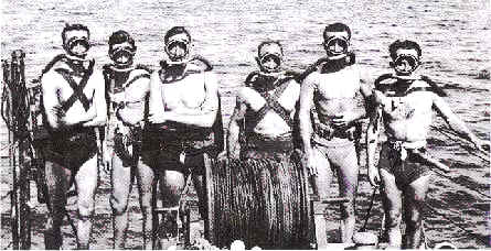 1947-plongeurs.jpg (25856 Byte)